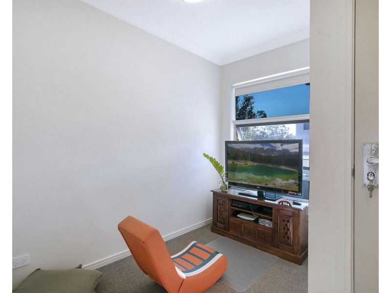 38 SEWELLS CCT, Spring Mountain QLD 4124