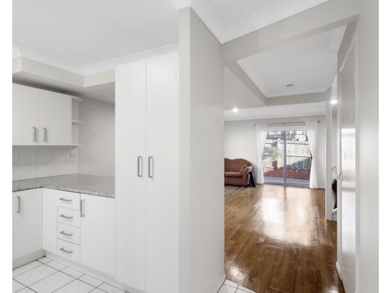 25/9 Lawrence Close, Robertson QLD 4109