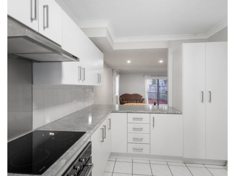 25/9 Lawrence Close, Robertson QLD 4109