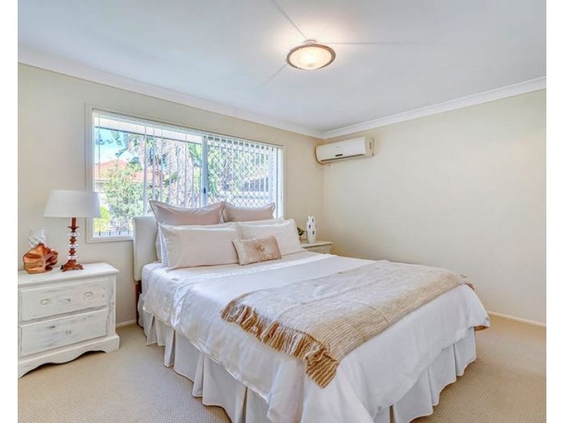 21 Bannister Pl, Forest Lake QLD 4078