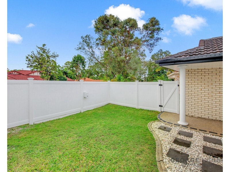21 Bannister Pl, Forest Lake QLD 4078