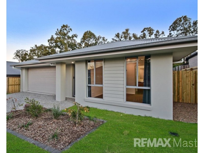 7 Carlos St, Ripley QLD 4306