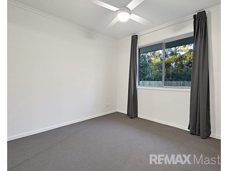 7 Carlos St, Ripley QLD 4306