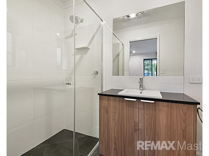 7 Carlos St, Ripley QLD 4306