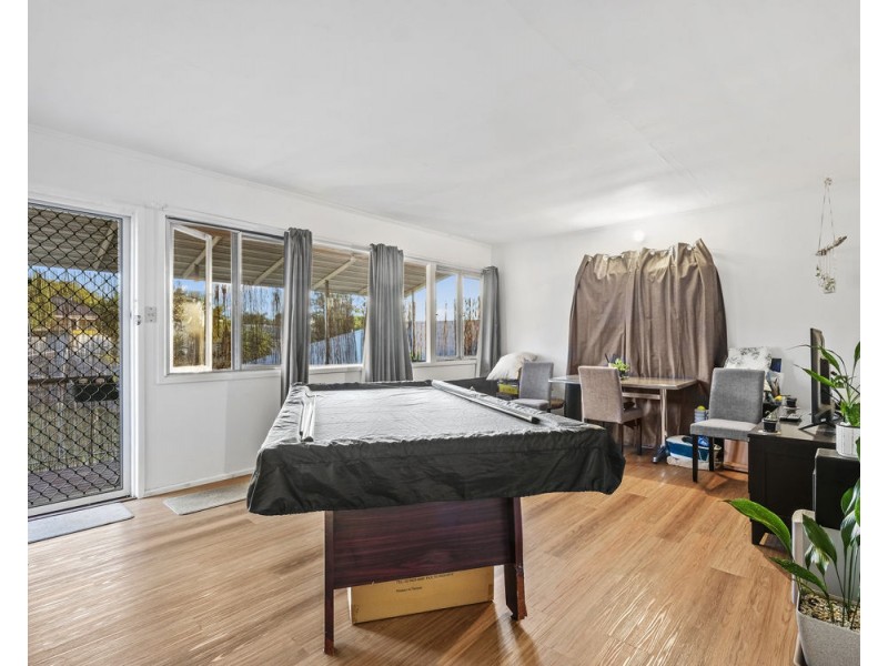 69 Middle ST, Coopers Plains QLD 4108