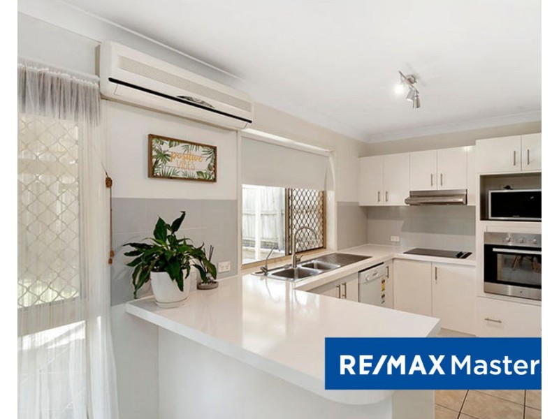 11 Napier Place, Forest Lake QLD 4078