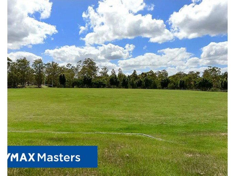11 Napier Place, Forest Lake QLD 4078
