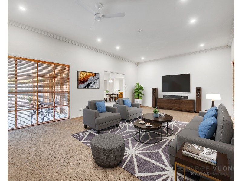 7 Simpson Way, Forest Lake QLD 4078