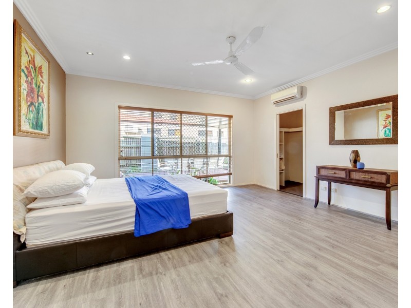 7 Simpson Way, Forest Lake QLD 4078