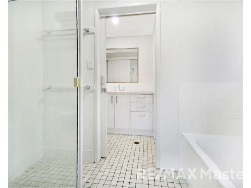 6 Belford Street, Boronia Heights QLD 4124