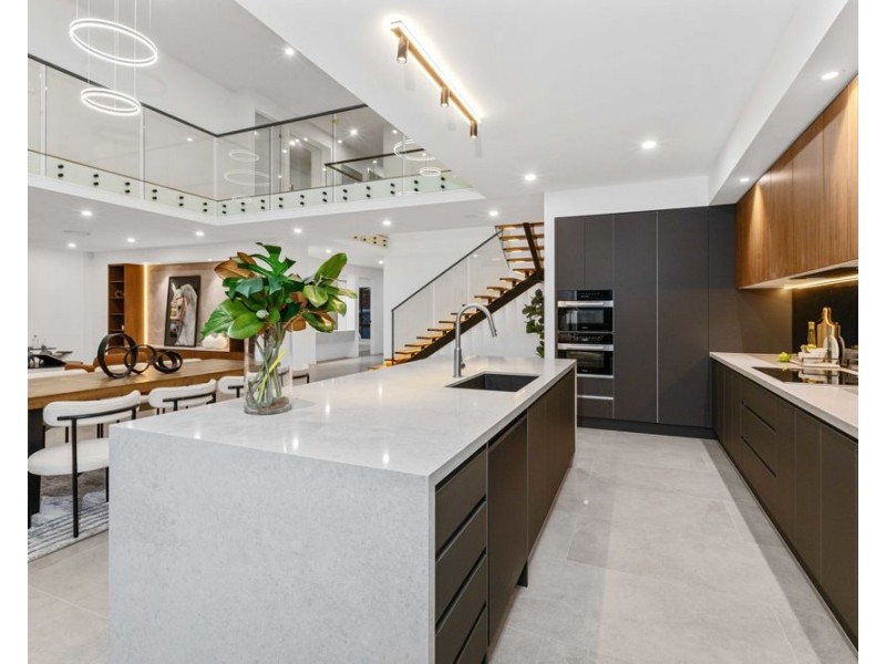 8 RENNIKS ST, Sunnybank QLD 4109