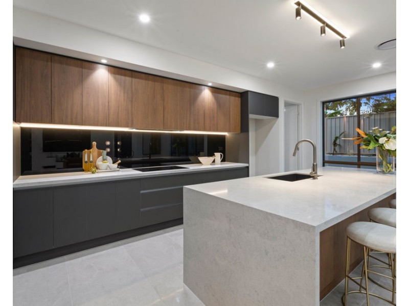 8 RENNIKS ST, Sunnybank QLD 4109