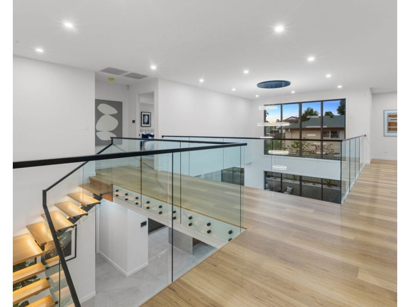 8 RENNIKS ST, Sunnybank QLD 4109