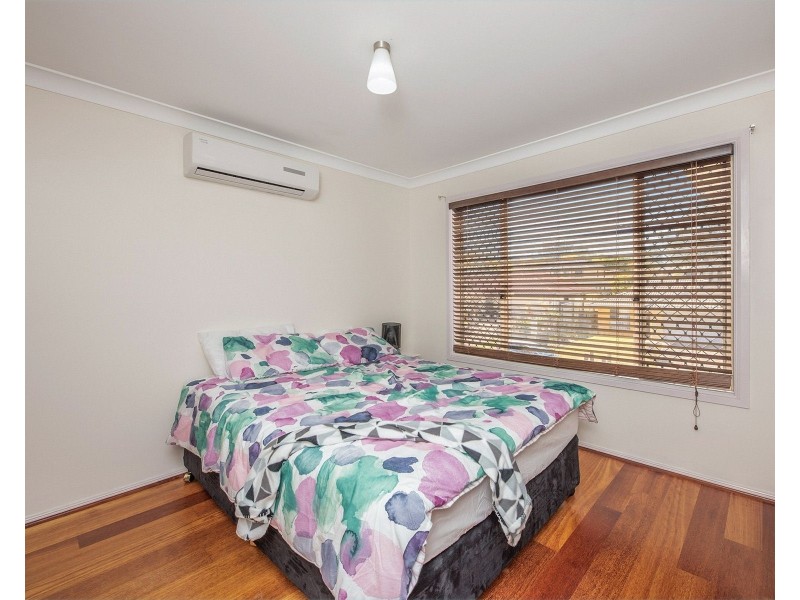 33 Degas Street, Forest Lake QLD 4078