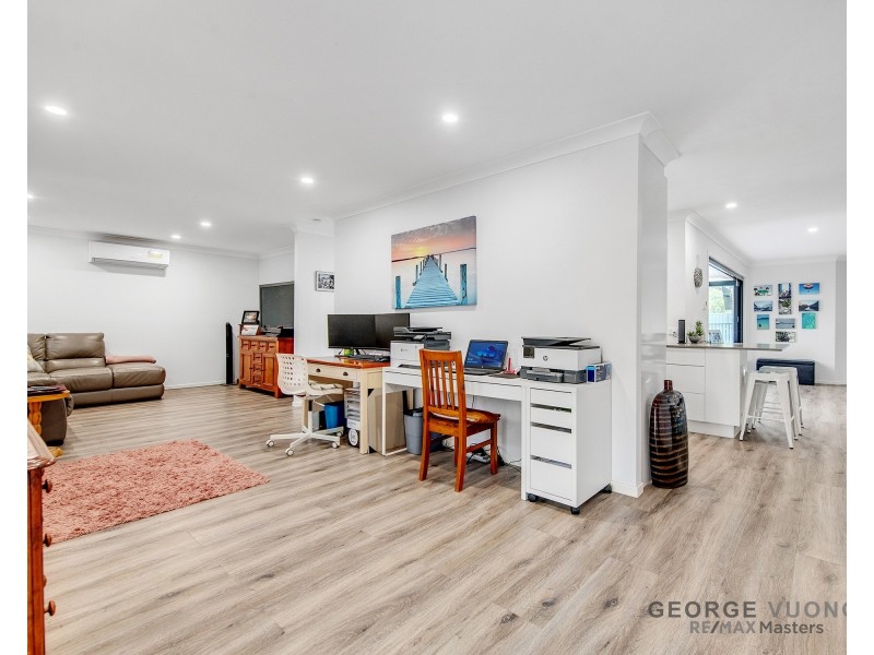 69 Laricina Cct, Forest Lake QLD 4078
