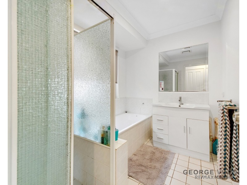 69 Laricina Cct, Forest Lake QLD 4078