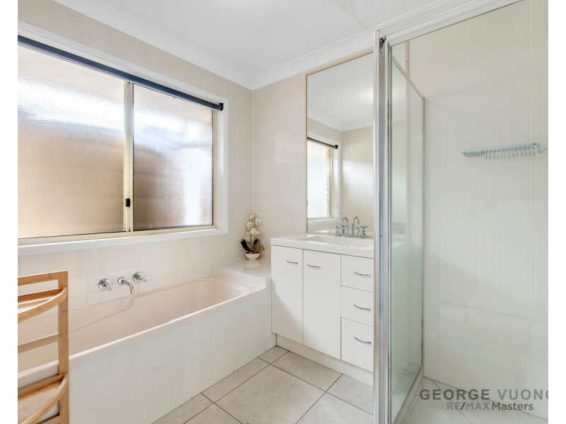 51 Central St, Forest Lake QLD 4078