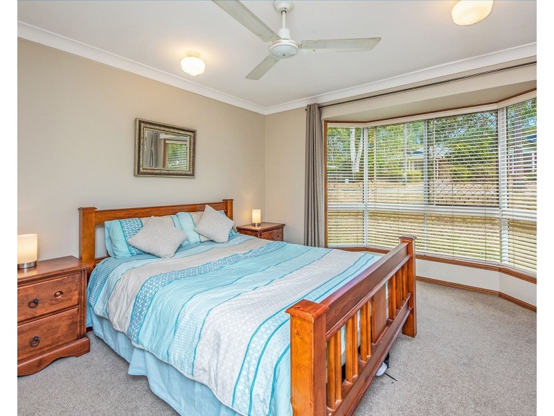 27 Solander Cct, Forest Lake QLD 4078