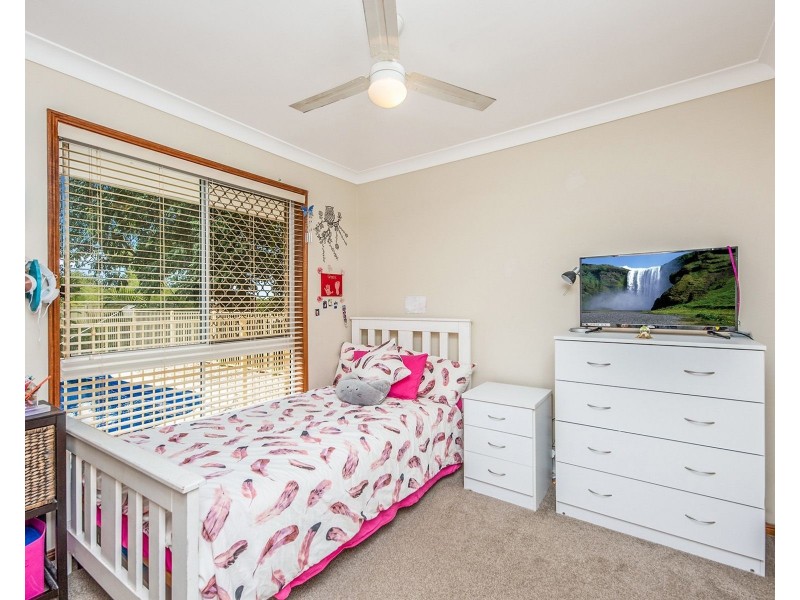 27 Solander Cct, Forest Lake QLD 4078