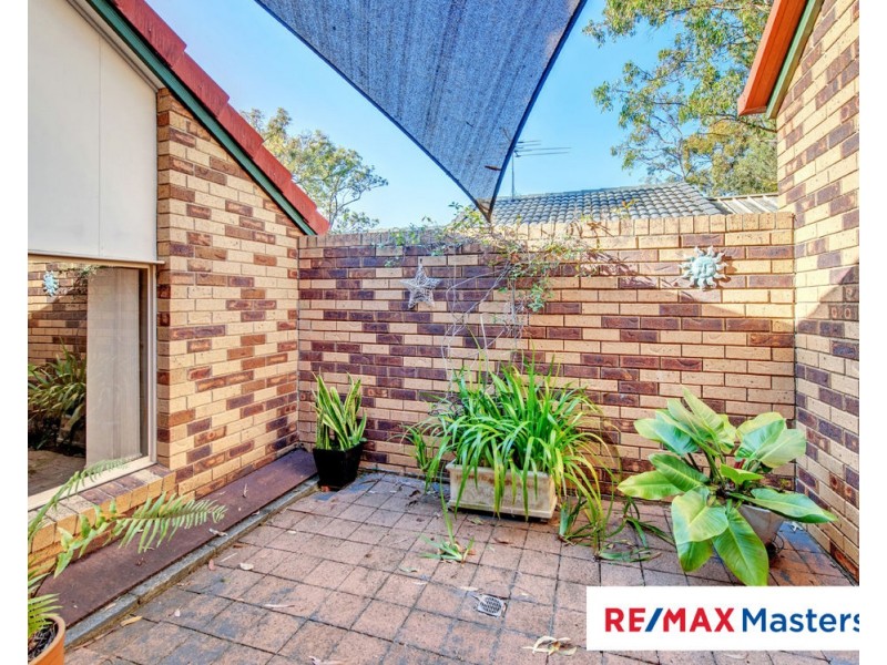 32 Flinders Cres, Forest Lake QLD 4078