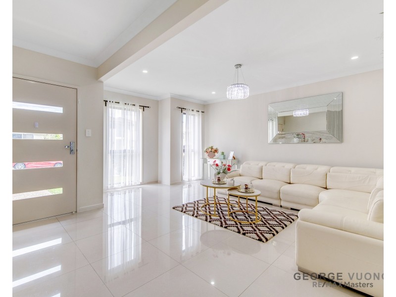 16 Rise Pl, Heathwood QLD 4110