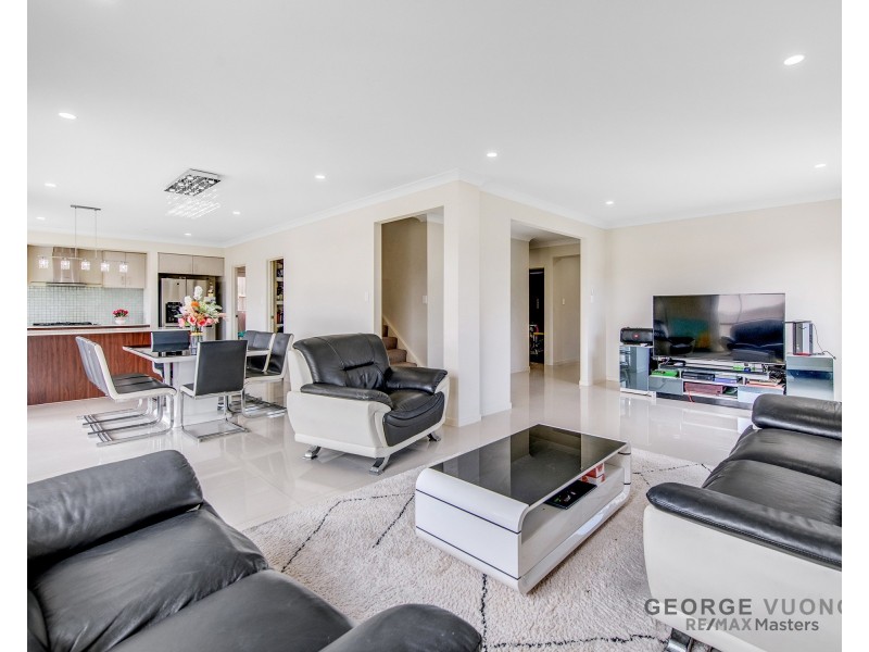 16 Rise Pl, Heathwood QLD 4110