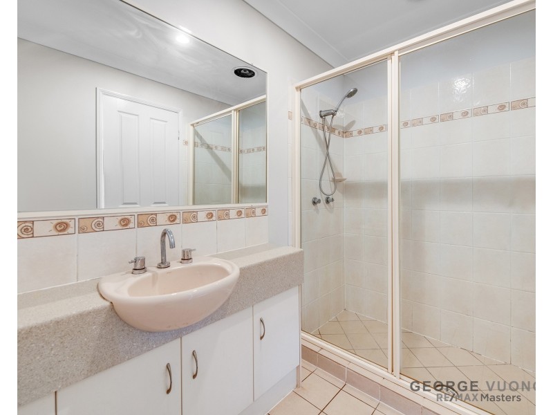 15 Ashton Way, Forest Lake QLD 4078