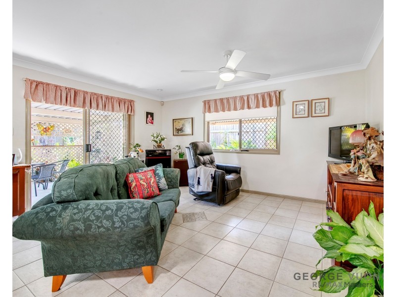 21 Oldbury Pl, Forest Lake QLD 4078