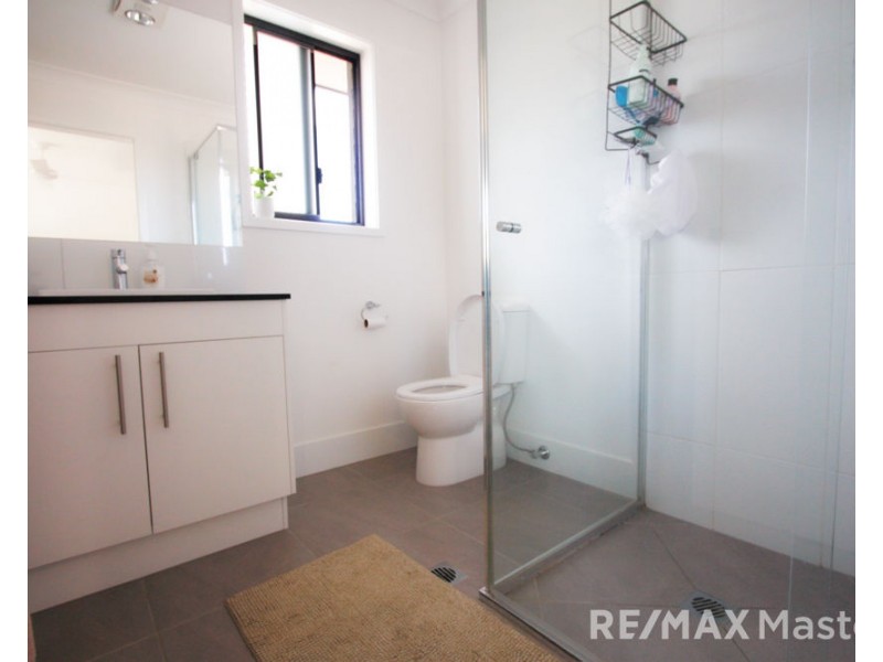 11 Celia St, Ripley QLD 4306