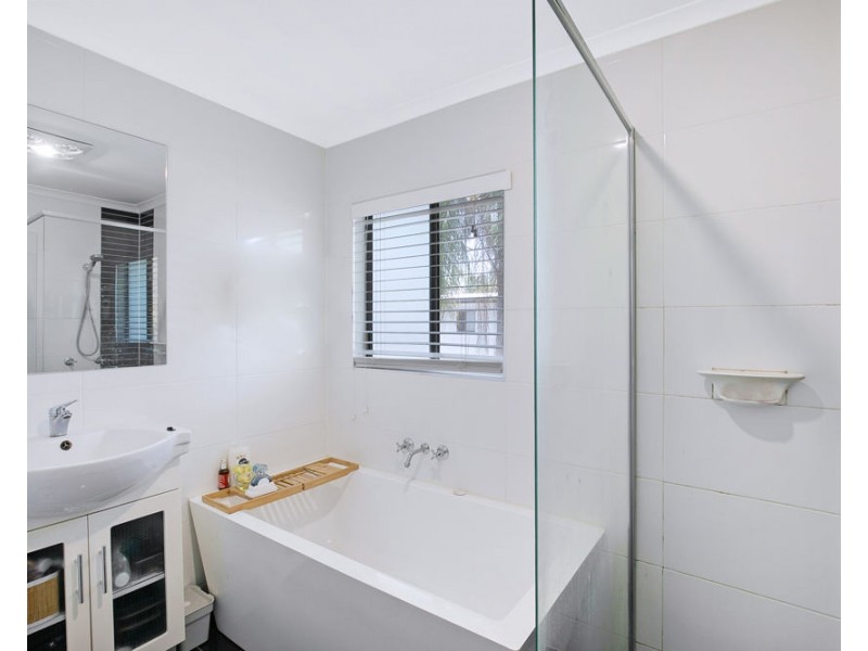 8/24 Ariel Avenue, Kingston QLD 4114