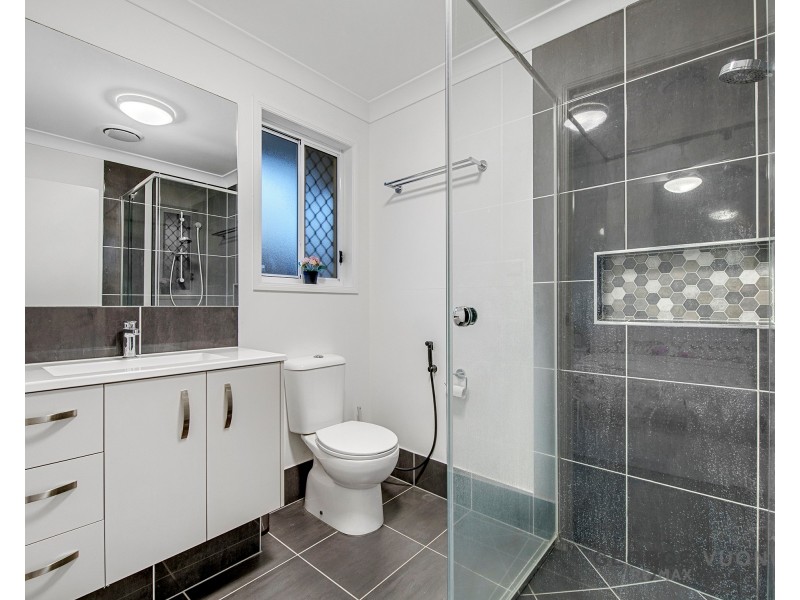 10 Kintore St, Heathwood QLD 4110