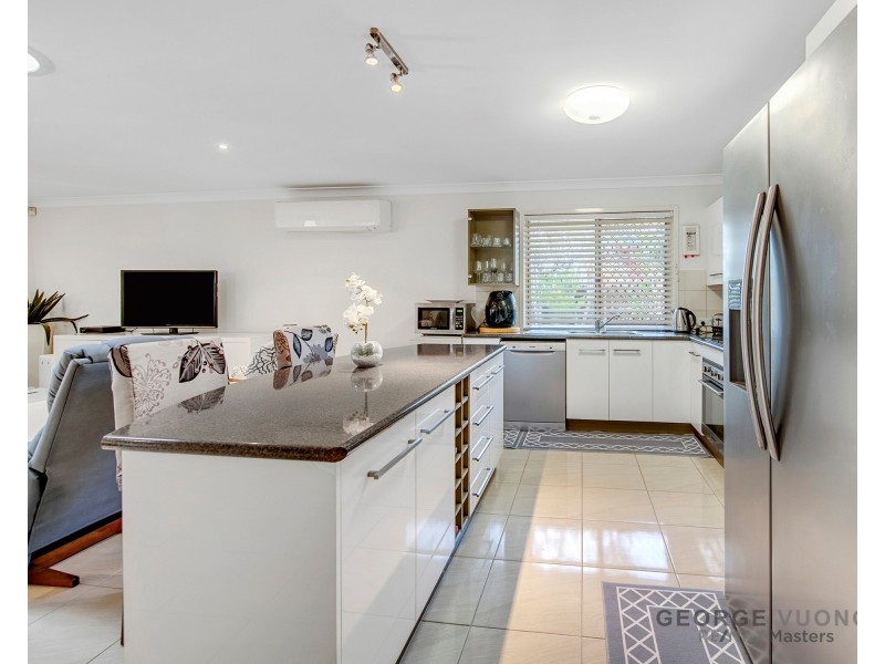 5 Moran Cres, Forest Lake QLD 4078