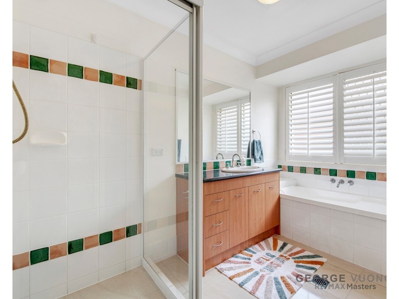 5 Moran Cres, Forest Lake QLD 4078