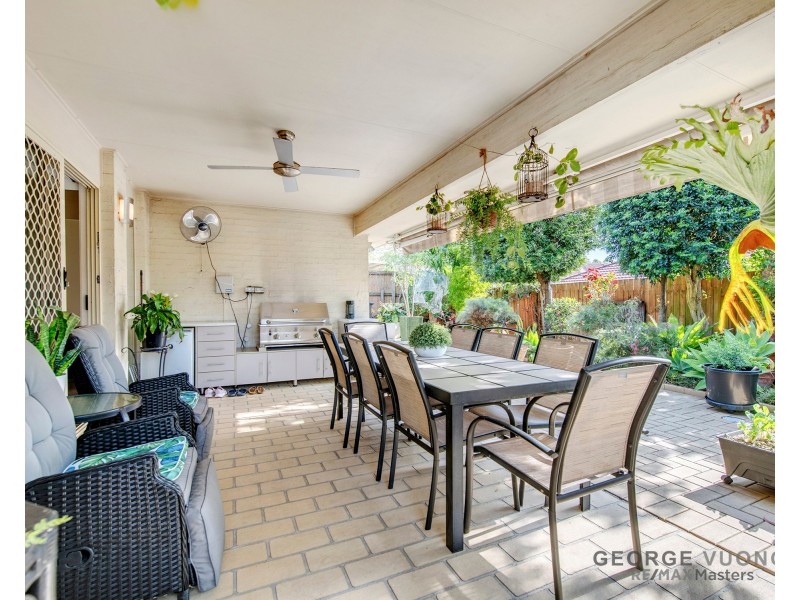 5 Moran Cres, Forest Lake QLD 4078