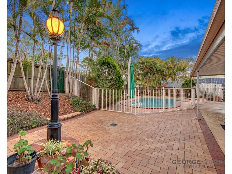 10 Settlers Cct, Forest Lake QLD 4078