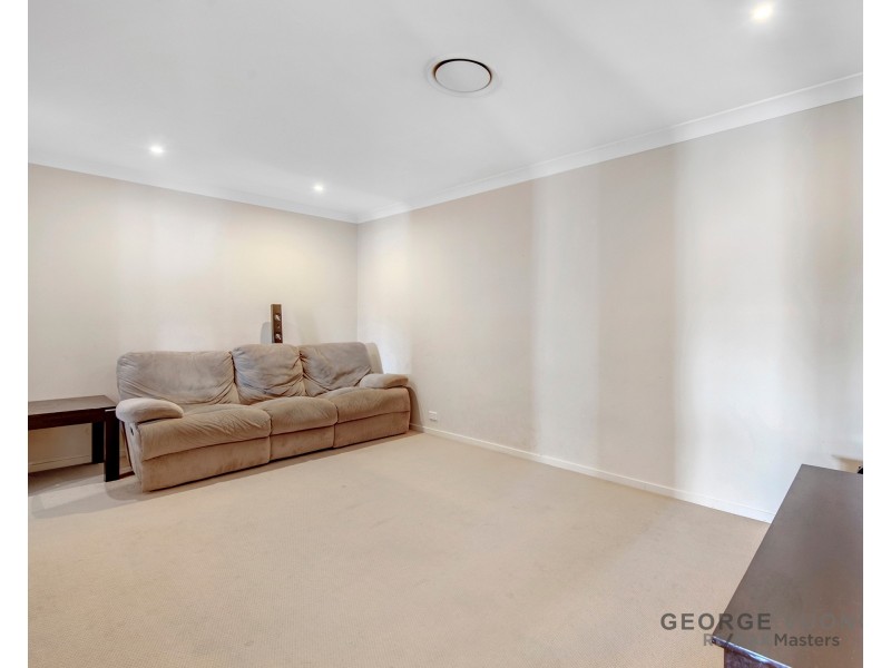 27 Colebrook Cres, Doolandella QLD 4077