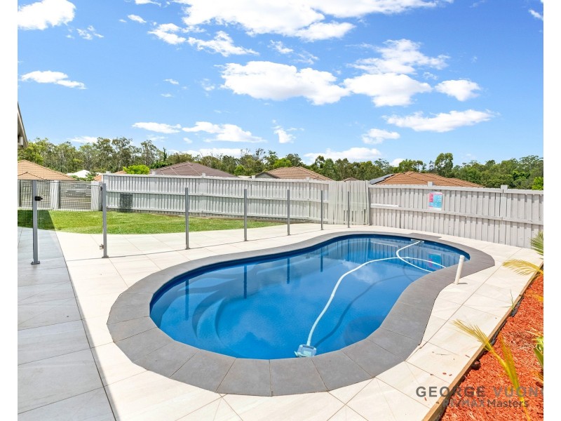 27 Colebrook Cres, Doolandella QLD 4077