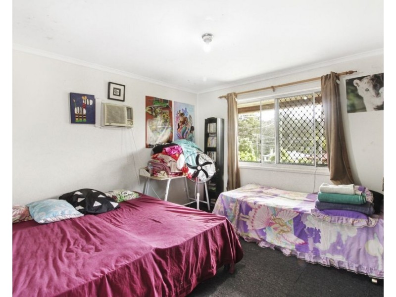 16 Wendy Street, Camira QLD 4300