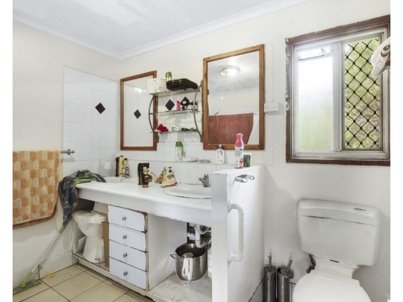 16 Wendy Street, Camira QLD 4300