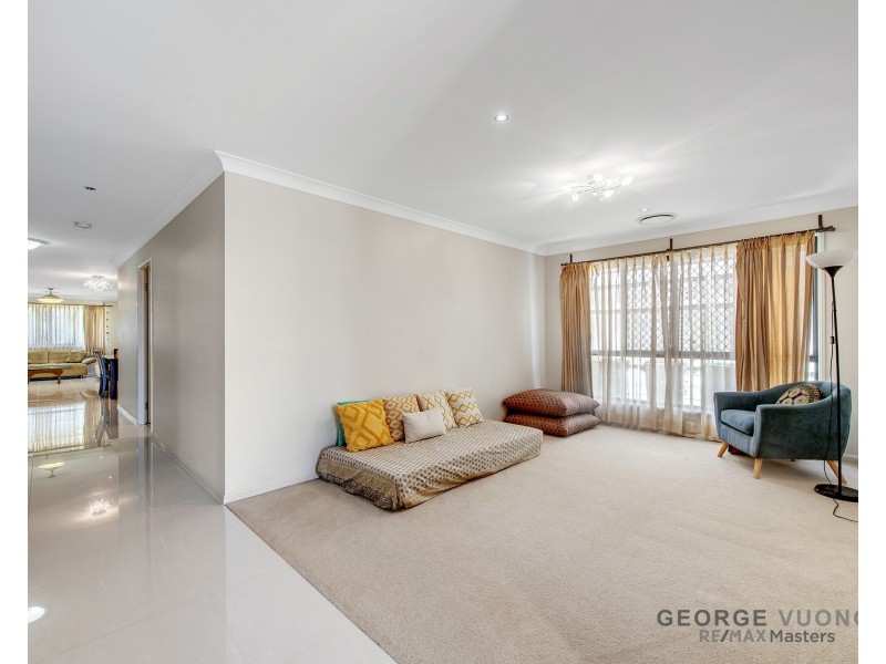 62 Giancarlo Cres, Doolandella QLD 4077