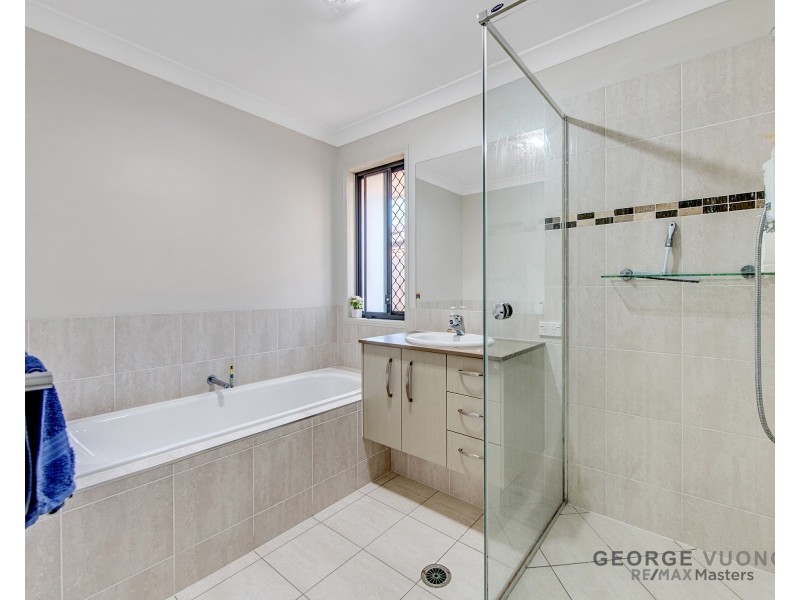 62 Giancarlo Cres, Doolandella QLD 4077