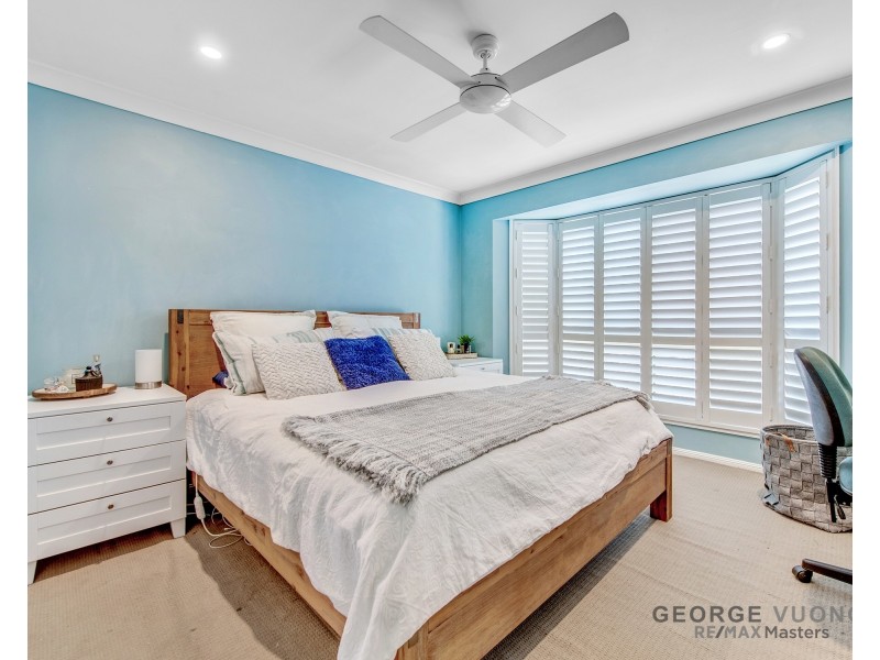 37 Augusta Cres, Forest Lake QLD 4078