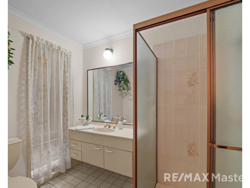 108 Nyleta Street, Coopers Plains QLD 4108