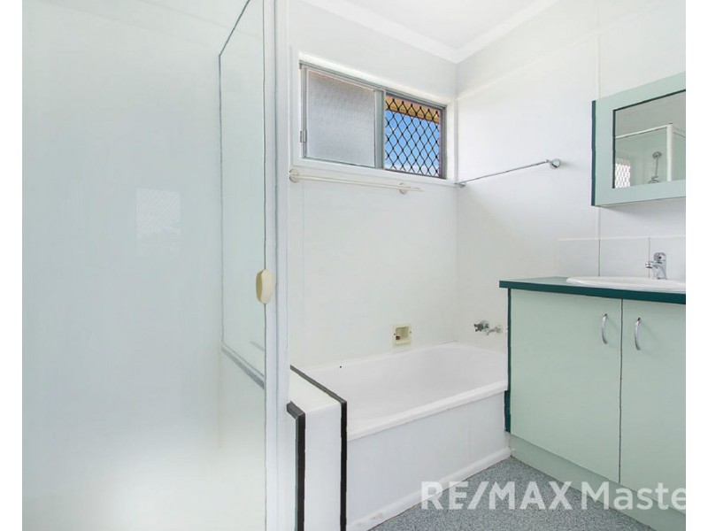 7 Waratah Dr, Crestmead QLD 4132