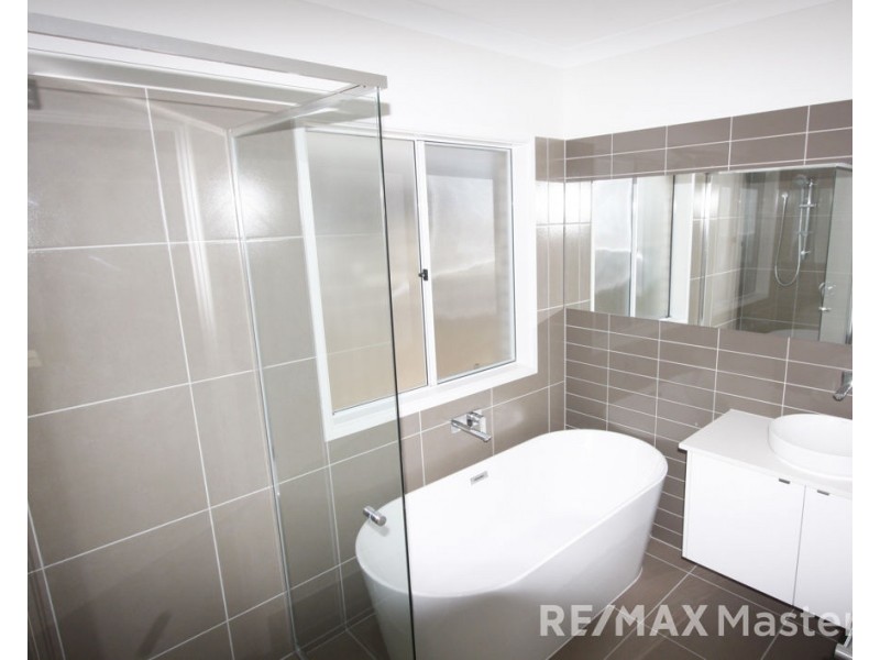 17 Rainworth Pl, Doolandella QLD 4077