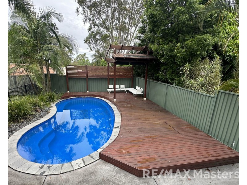 9 Beaufront Pl, Forest Lake QLD 4078