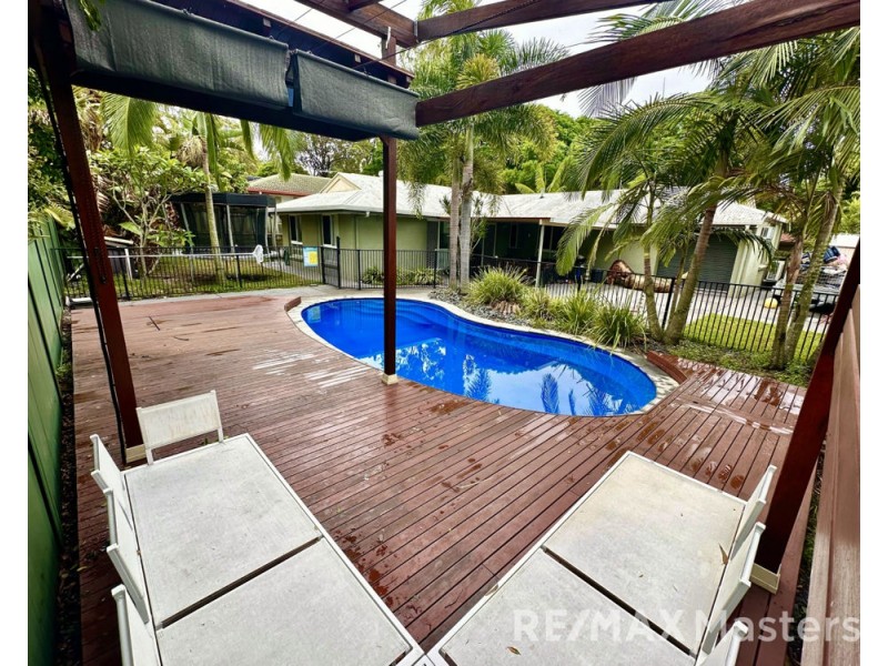 9 Beaufront Pl, Forest Lake QLD 4078
