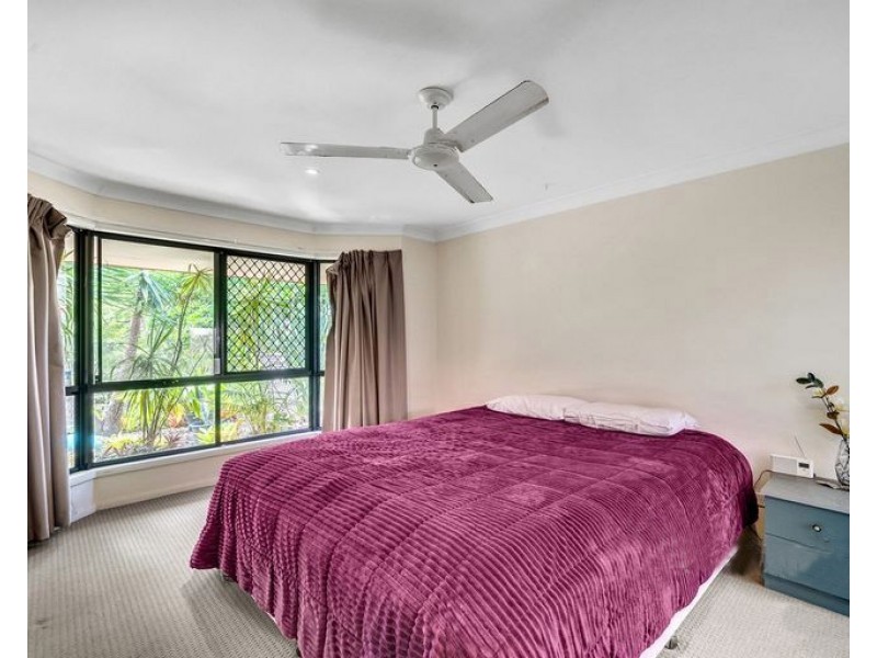 30 Flinders Cr, Forest Lake QLD 4078