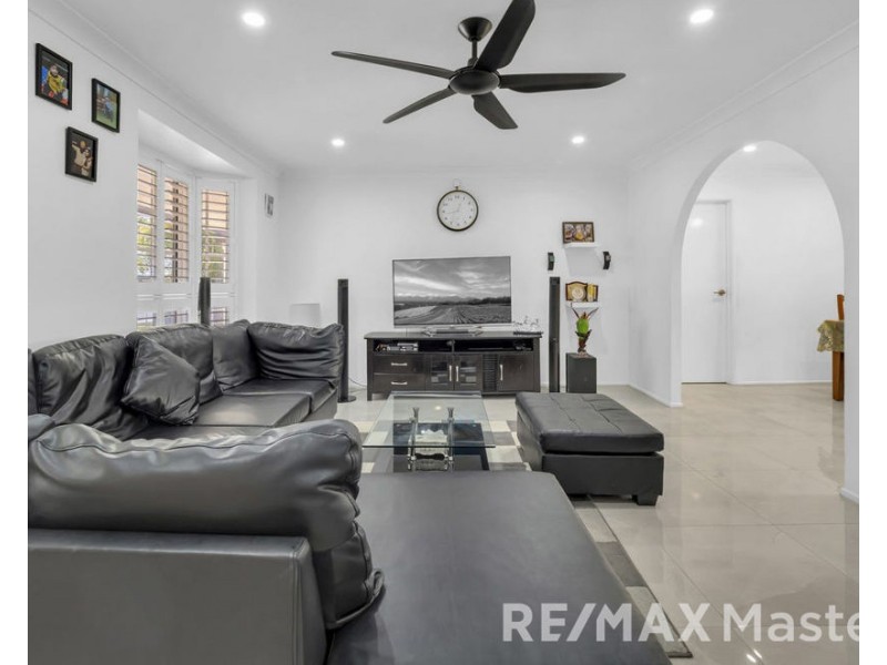 24 Marsala St, Calamvale QLD 4116