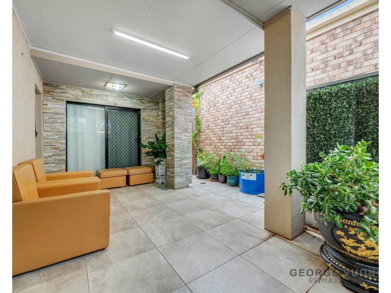 12 Belmore Cr, Forest Lake QLD 4078